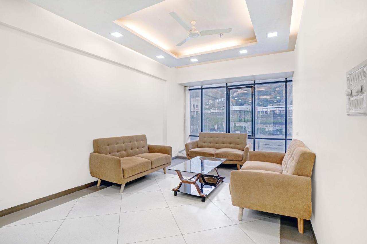 Townhouse Oak Hotel Rama Nashik Bagian luar foto